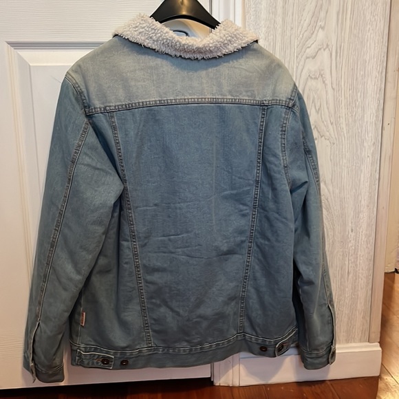Men’s jean jacket - Picture 4 of 4